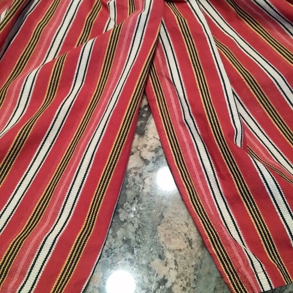 CHAPS Home Queen Juliette Bed Skirt Split-15" drop - Picture 3 of 6